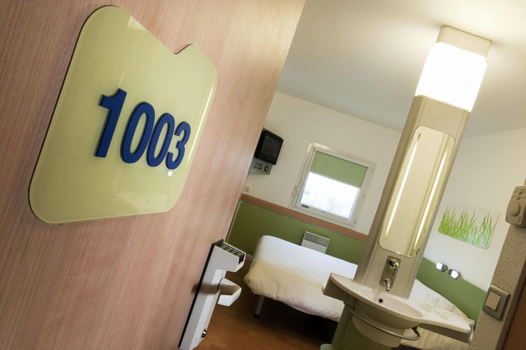 Ibis Budget Bern Expo Zewnętrze zdjęcie