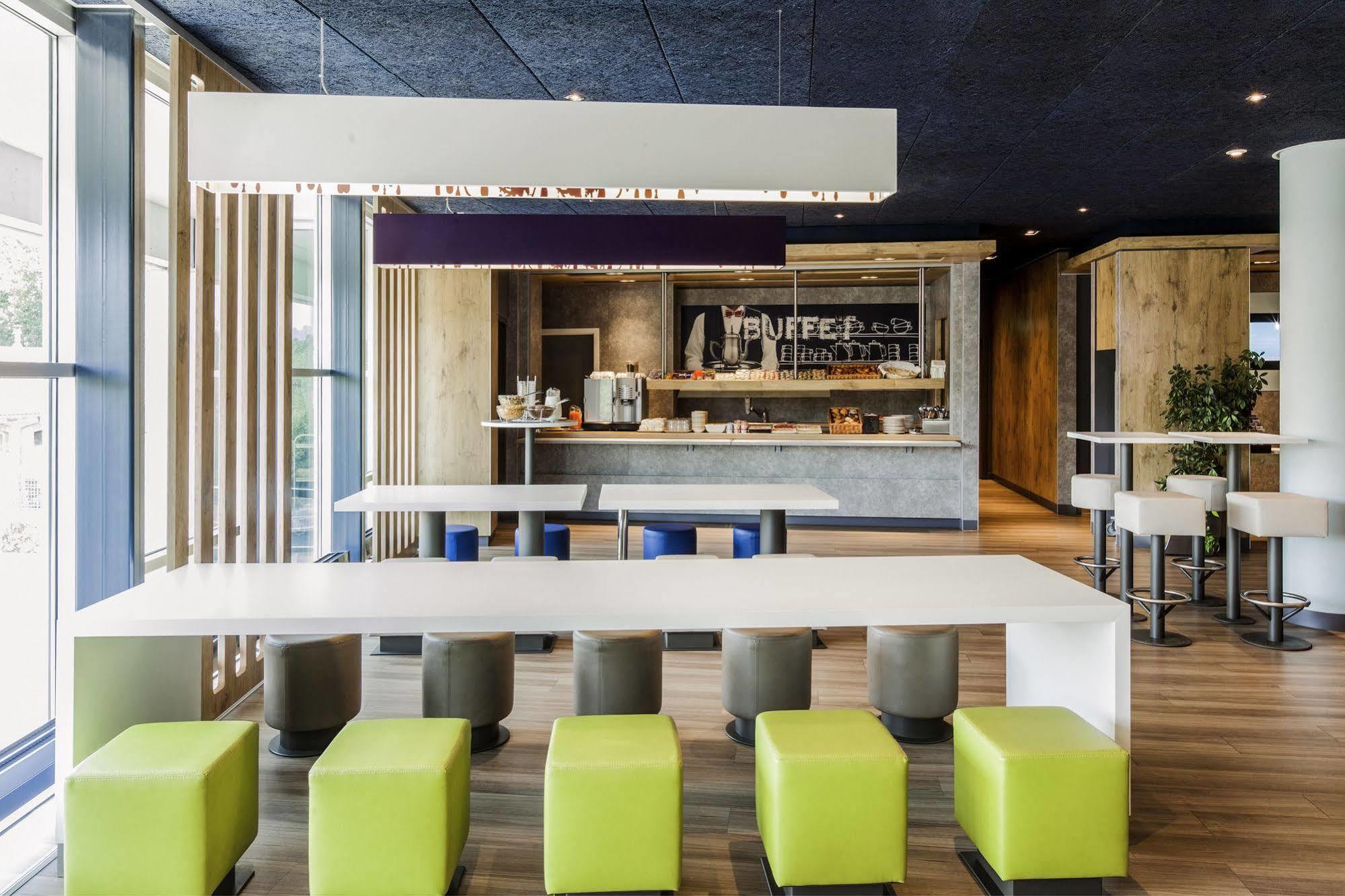 Ibis Budget Bern Expo Zewnętrze zdjęcie