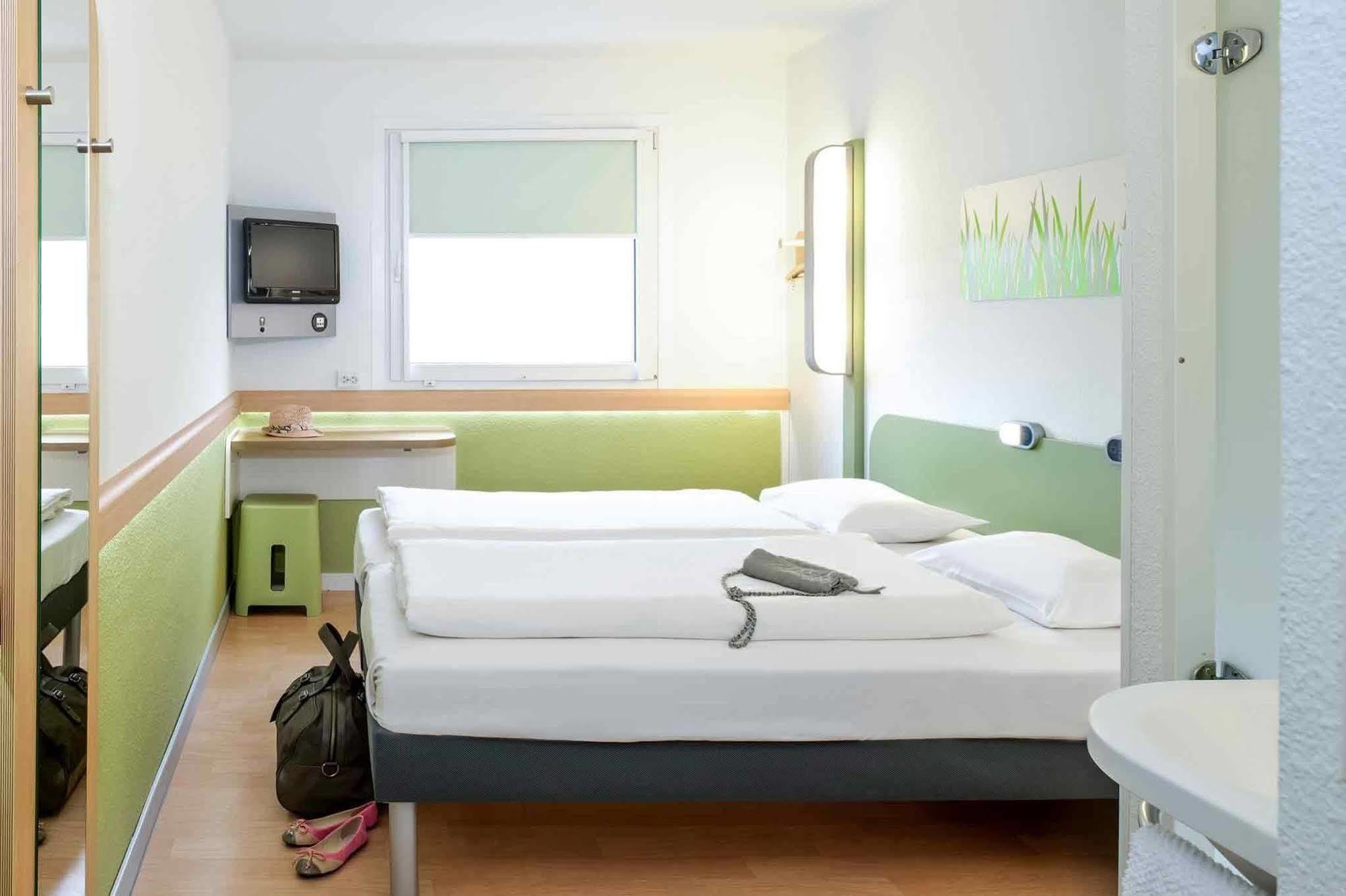 Ibis Budget Bern Expo Zewnętrze zdjęcie
