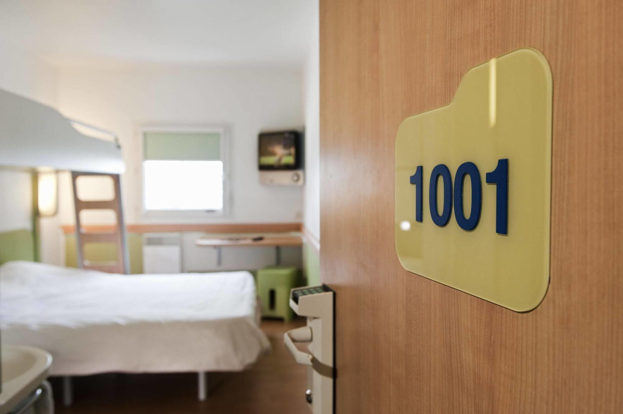 Ibis Budget Bern Expo Zewnętrze zdjęcie